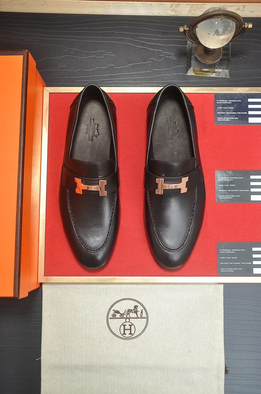 Men's shoes💰520💶[HERMES] (cowhide lining)🍀Italian top luxury🍀He does not pursue novel styles and gorgeous colors, but attracts the favor of successful men with his flawless, elegant and classic style. Formal leather shoes This very comfortable, simple and stable style allows you to easily match any style! The pattern is absolutely 1:1 refined from the original case, and we strive for excellence in materials, imported cowhide + cowhide lining💪💪💪extraordinary texture👍! .Code number: 38-45 (45 customized)